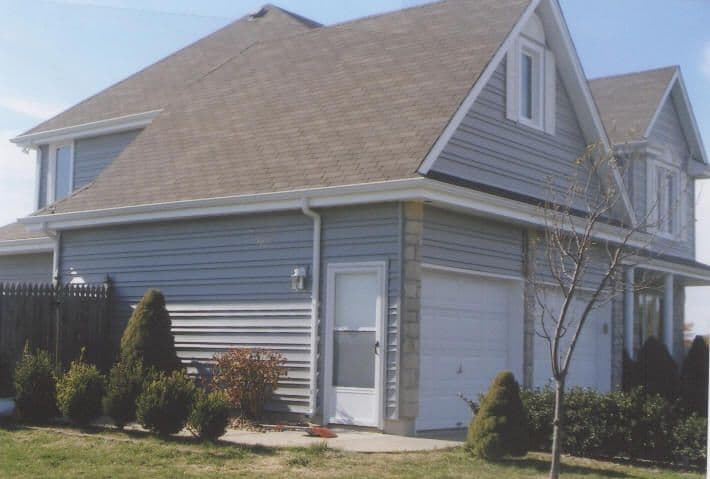 Cape Cod House1