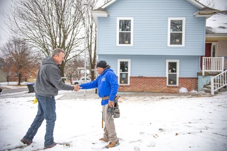 hand shake snow